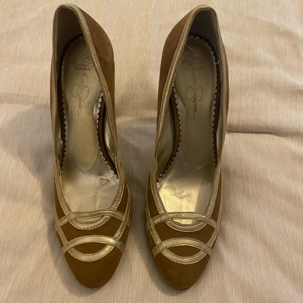 Jessica Simpson Camel and Gold Suede Heels